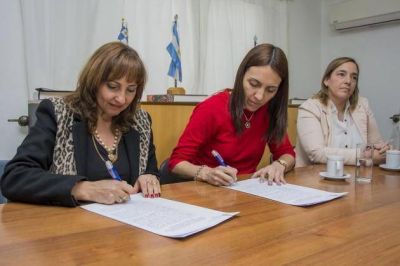 El Ministerio de Desarrollo Social firm� un convenio con la FISAL