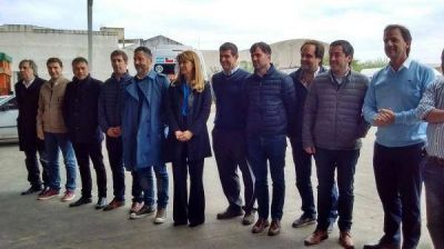 Se lanz� oficialmente el Grupo F�nix