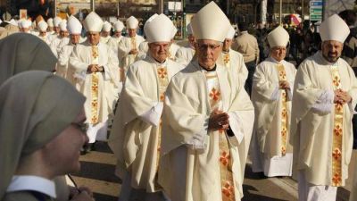 Hay que reformar el cuestionario sobre los nombramientos de los obispos