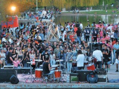 El Gobierno inform� que habr� asueto escolar el 21 de septiembre