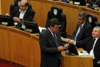 Un ex legislador actu� en un caso por las valijas