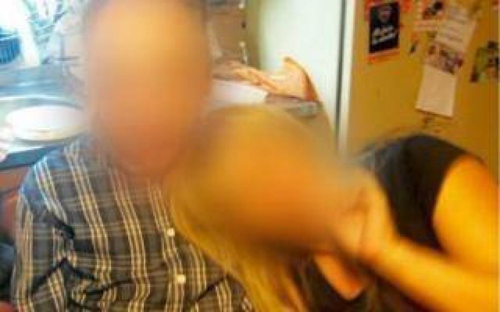 Quilmes: Despidieron a funcionarios por aparecer en fotos fumando marihuana