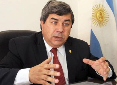 La interna radical al rojo vivo en la provincia: golpe de tim�n para voltear a Salvador