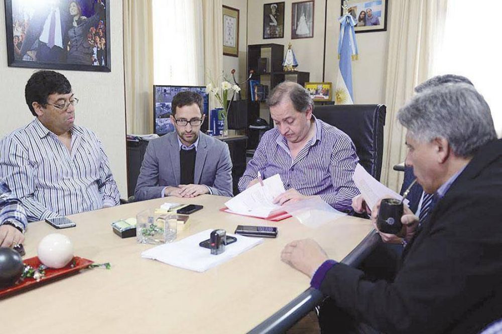 El Municipio cerr� acuerdo salarial con los gremios