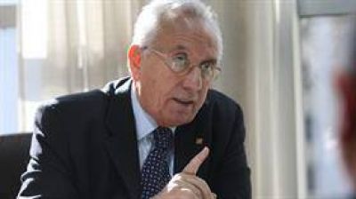 H�ctor Recalde, duro con Susana Malcorra: 