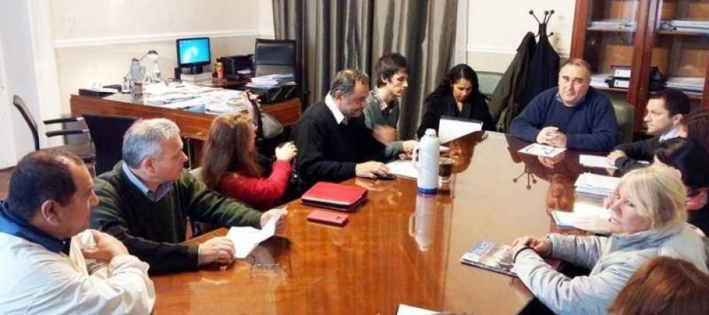 Gobierno y gremios siguen avanzando en la reglamentaci�n de las comisiones t�cnicas sectoriales 