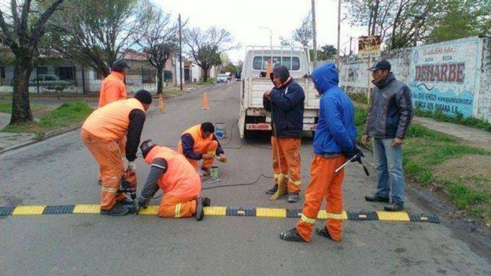 Colocan reductores de velocidad en varios puntos de la ciudad