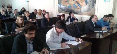 La oposici�n de Lan�s insistir� con la interpelaci�n a Kravetz