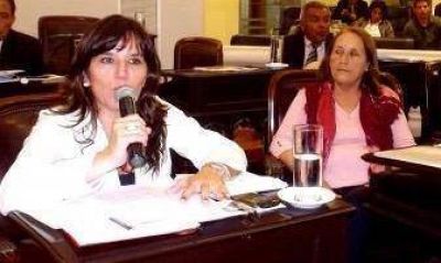 In�s Brizuela y Doria reasume al frente de la UCR riojana
