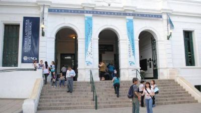Contin�a el conflicto en Educaci�n con jornada de paro de los gremios