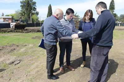 Presentan la puesta en valor para la plaza 2 de Abril de Los Polvorines