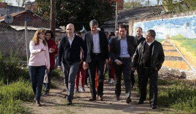 Anuncian la urbanizaci�n del Barrio Sald�as