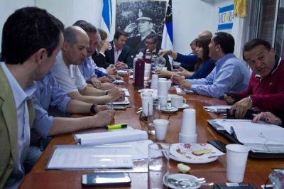 El PJ con temas de agenda pero sin perderle mirada al 2017