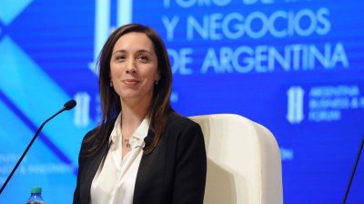 Maria Eugenia Vidal en la UCA: 