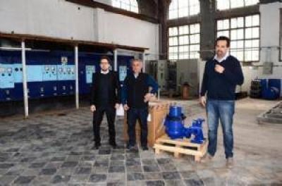 La Municipalidad entreg� una bomba elevadora de l�quidos cloacales a ABSA