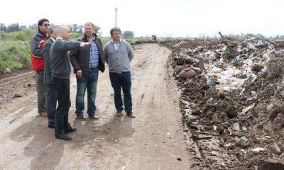Pilar y Jos� C Paz trabajan en conjunto para recuperar un basural