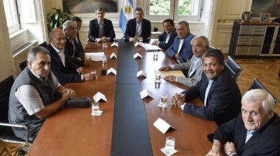Paritarias: Gobierno descart� reapertura y Moyano reclam� que �no se metan�