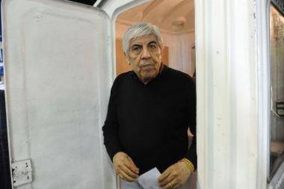 Moyano dijo que �las paritarias est�n abiertas siempre