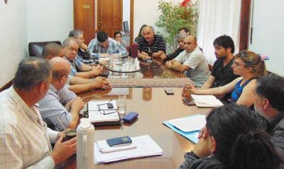 Paritaria municipal: el municipio no cubrir� vacantes de personal