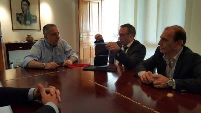 Passalacqua recibi� a empresa suiza interesada en radicarse en Misiones