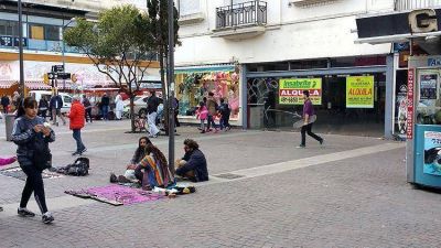 Denunciaron la instalaci�n de �manteros� en distintas zonas