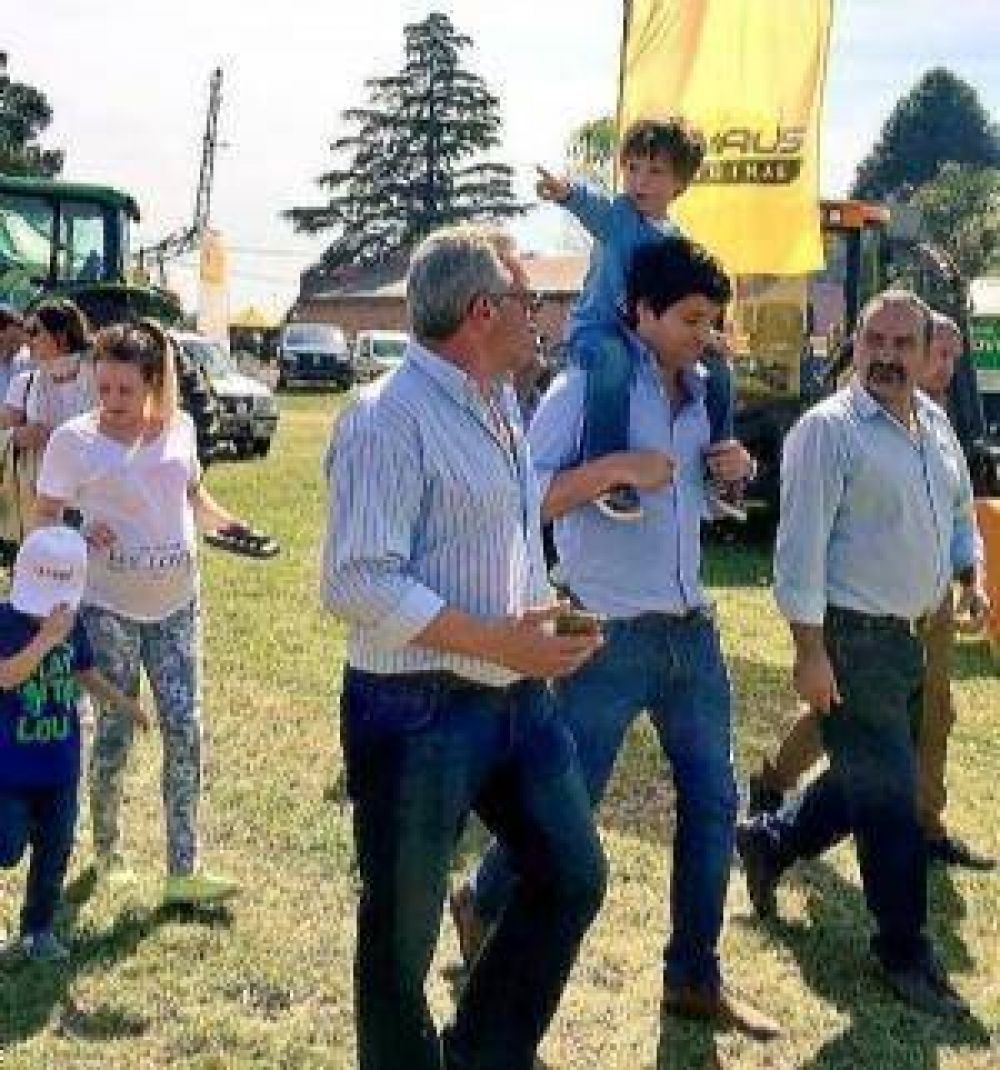 Garc�a De Luca adelant� que se construir�n 60 nuevas viviendas para el barrio San Ceferino