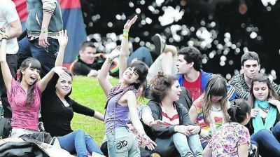 Mons. Lozano: �La primavera llama a la vida, cuid�mosla