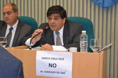 Alicia mand� a defender el dinero que llega desde Naci�n