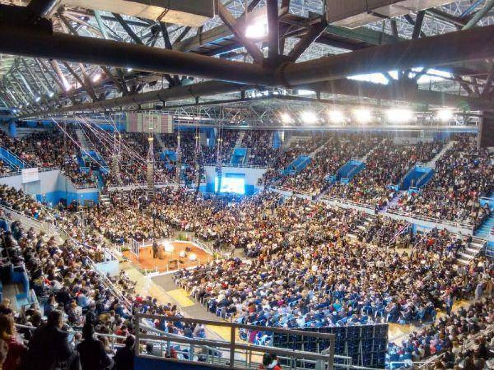 La Asamblea de los Testigos de Jehov reuni a casi 24 mil personas