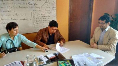 Unos 3.000 contratistas de vi�a se sumaron al Fondo Compensador Agr�cola