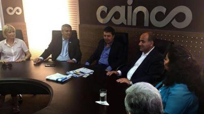 Manzur visit� la C�mara de Industria de Santa Cruz