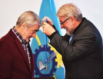 Das Neves le dijo a Linares que le pida los fondos a Mart�n Buzzi