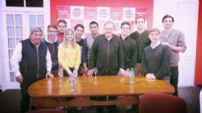 Ricardo Alfons�n se reuni� con Petrecca y recorri� la Unnoba