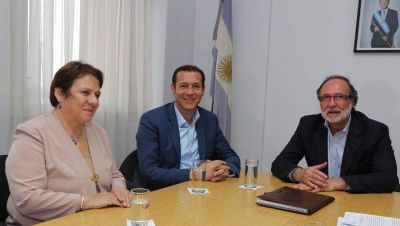 Firman convenio por 124 millones para obras en el Parque Lineal Pocahullo de San Mart�n de los Andes