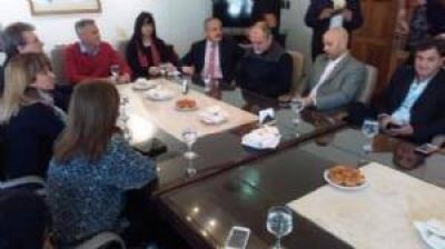 Avil�s propuso crear un ente regional para proveer de agua al sur de Punilla