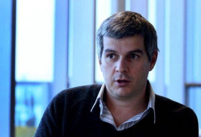 Pe�a: �El aislacionismo bobo del pasado, no sirvi�