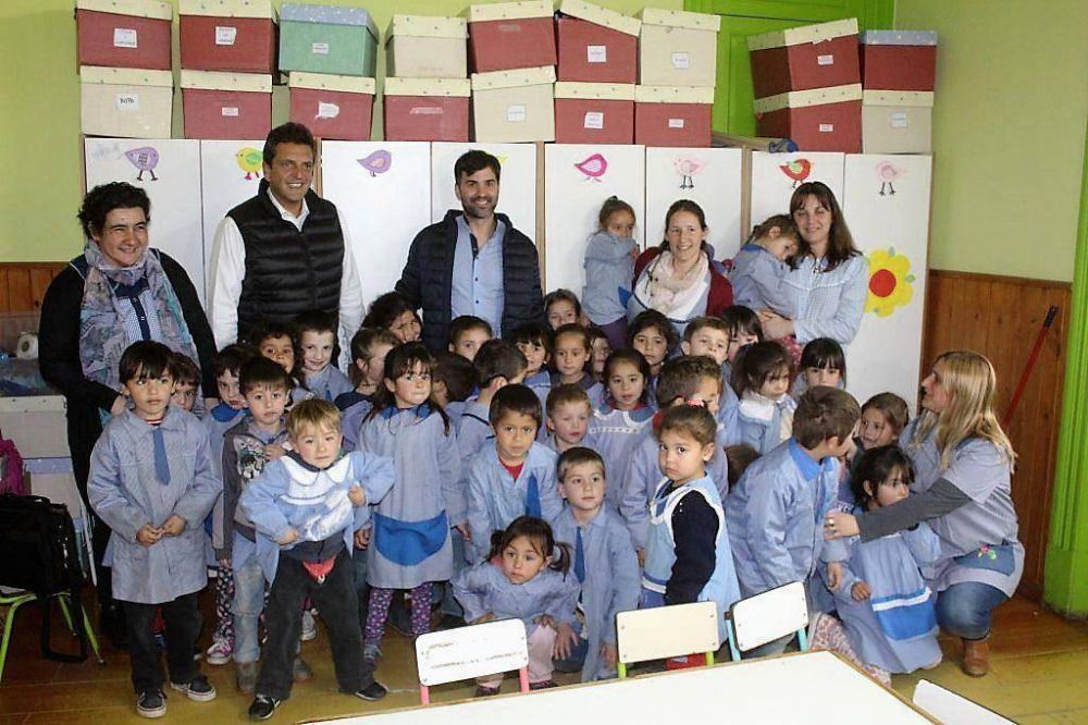 Massa y Echarren realizaron actividades en Castelli