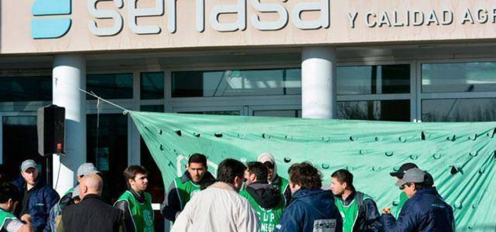 Trabajadores del Senasa inician un paro de 10 d�as