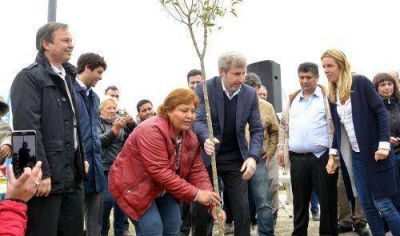 Inauguraron obras para el Arroyo San Francisco: asfaltos, desag�es y luminarias
