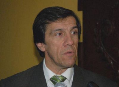 EL GOBIERNO SIGUE FIRME EN CUANTO A LOS DESCUENTOS POR D�AS DE PARO DE LOS GREMIOS