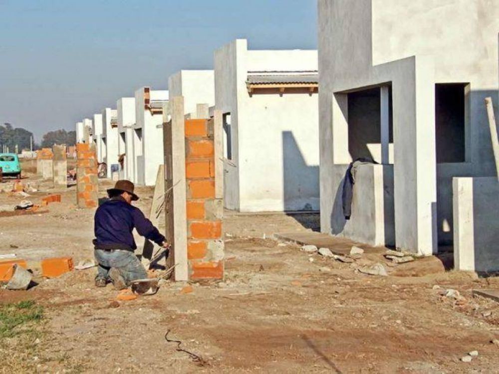 Gestiones apuntando a construir 140 casas