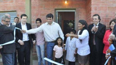 Incorporan agua potable y energ�a sustentable en viviendas sociales