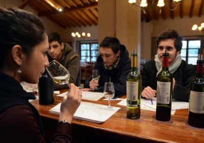 $ 4,8 millones al Fondo Vitivin�cola para promoci�n
