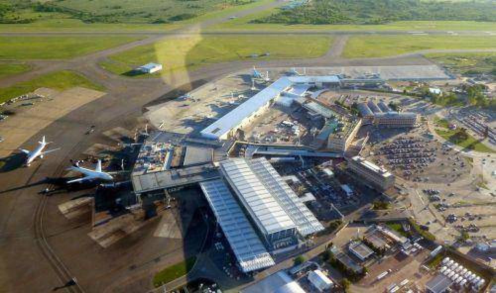 Invertir�n $23 mil millones para mejorar los aeropuertos y duplicar la cifra de pasajeros