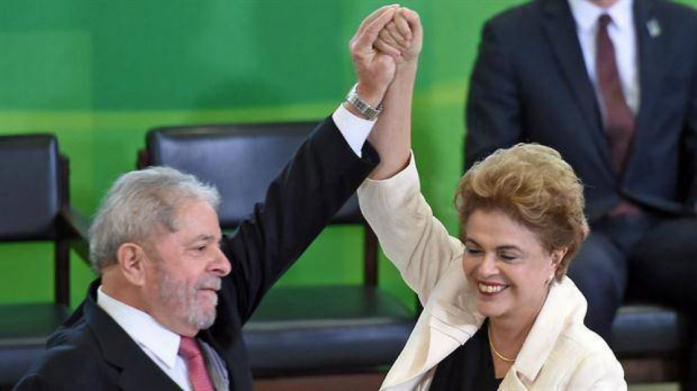 Lula y Dilma, en campaña para evitar una debacle del PT