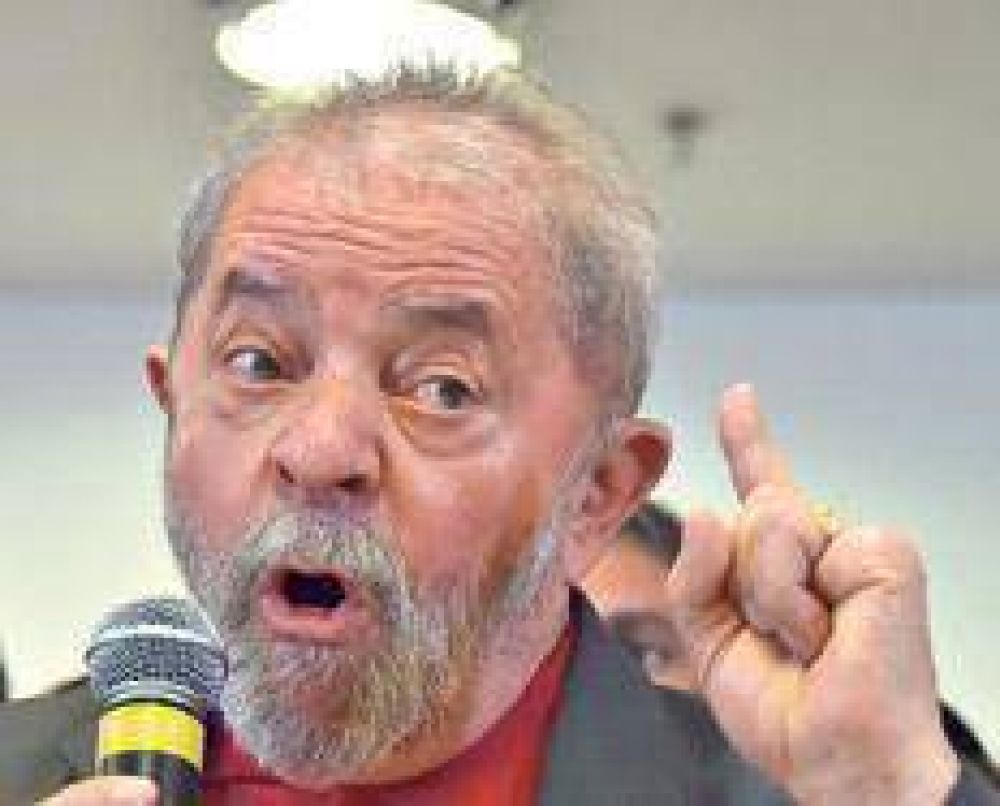 Lula contraataca y hace campaa