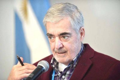 DAS NEVES: �Vamos a parar con el pecho todas las cartas documento�