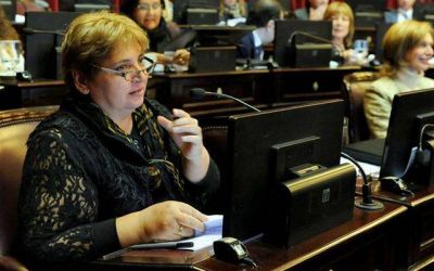 Esther Labado y Virginia Garc�a sorprendidas por la anulaci�n de un negocio K