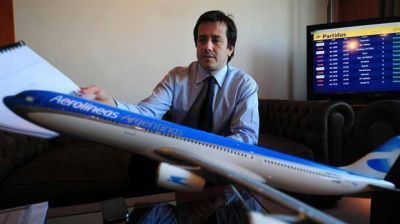 Imputan a Mariano Recalde por la firma de convenios entre Aerol�neas Argentinas y Sol