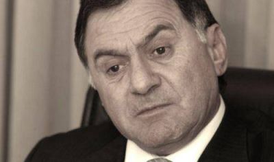 Ocaso pol�tico: Pereyra fue acusado por malversaci�n de fondos y enriquecimiento il�cito